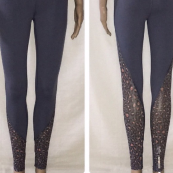 Victoria Secret Knockout Leopard - Picture 2 of 2